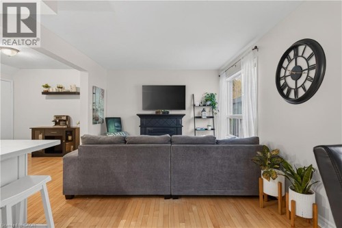 475 Annapolis Court, Waterloo, ON 