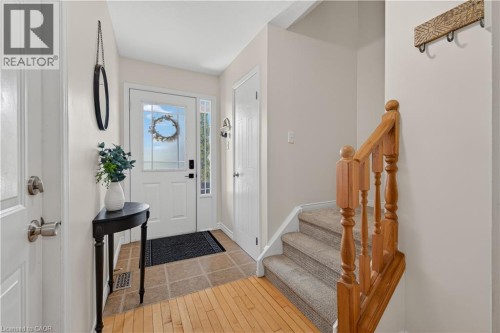 475 Annapolis Court, Waterloo, ON 