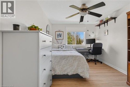 475 Annapolis Court, Waterloo, ON 