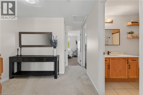475 Annapolis Court, Waterloo, ON 