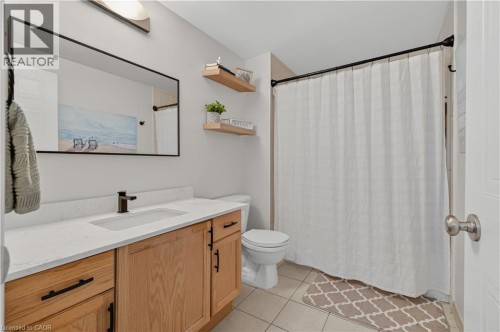 475 Annapolis Court, Waterloo, ON 