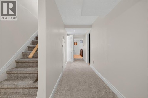 475 Annapolis Court, Waterloo, ON 