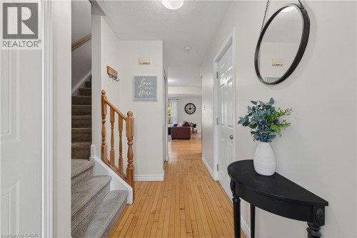 475 Annapolis Court, Waterloo, ON 