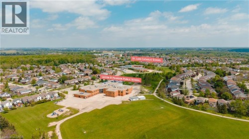 475 Annapolis Court, Waterloo, ON 