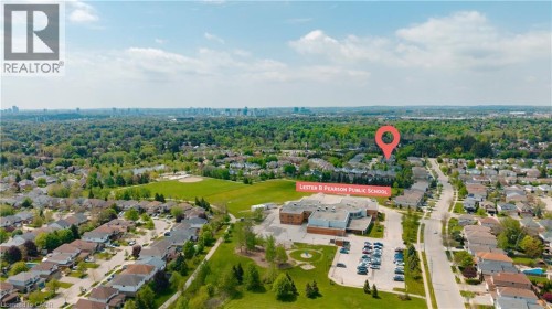 475 Annapolis Court, Waterloo, ON 