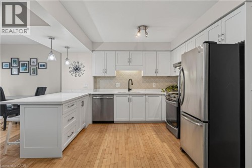 475 Annapolis Court, Waterloo, ON 
