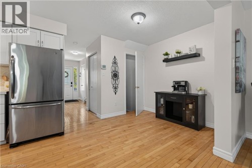 475 Annapolis Court, Waterloo, ON 