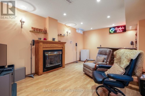 6399 Colebrook Crescent, Mississauga, ON 