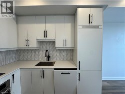 15 WELLINGTON Street Unit# 1701 Kitchener, ON N2G 0E4