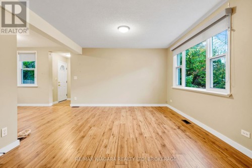 475 BUTLER STREET , Niagara-on-the-Lake (Town), Ontario L0S 1J0 5