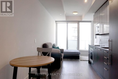 2206 - 403 CHURCH STREET , Toronto, Ontario M4Y 0C9 3
