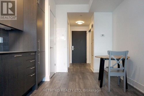 2206 - 403 CHURCH STREET , Toronto, Ontario M4Y 0C9 5