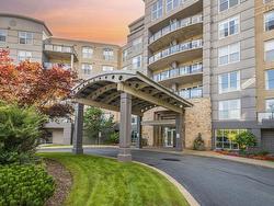 216 36 Southgate Drive Bedford, NS B4A 4M4