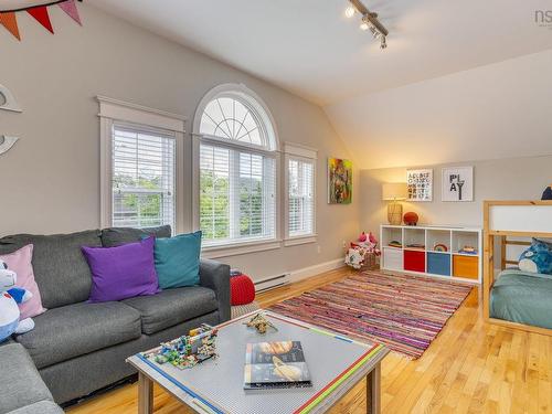5 Edgewater Close, Dartmouth, NS 
