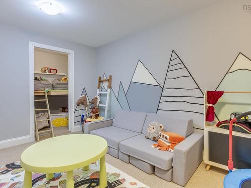 5 Edgewater Close, Dartmouth, NS 