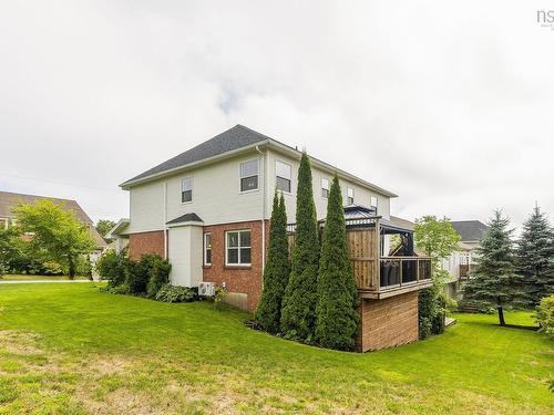 5 Edgewater Close, Dartmouth, NS 