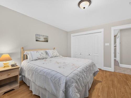 32 Deerview Crescent, Salmon River, NS 