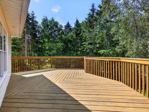 32 Deerview Crescent, Salmon River, NS 