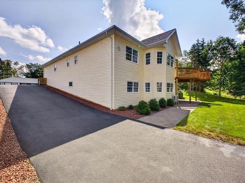 32 Deerview Crescent, Salmon River, NS 
