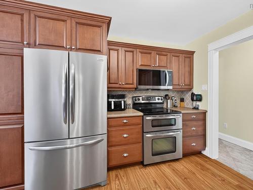 32 Deerview Crescent, Salmon River, NS 