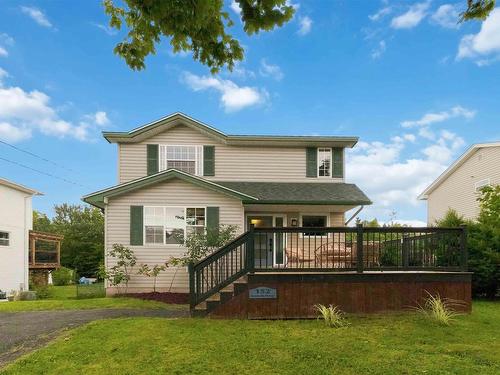152 Avenue Du Portage  Dartmouth, NS B2X 3S8