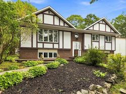 57 Riverview Crescent Bedford, NS B4A 2X5