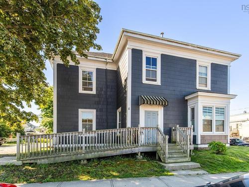 5 Parade Street, Yarmouth, NS 