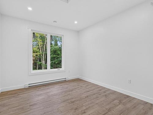 524 & 526 Perrin Drive, Fall River, NS 