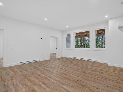 524 & 526 Perrin Drive, Fall River, NS 