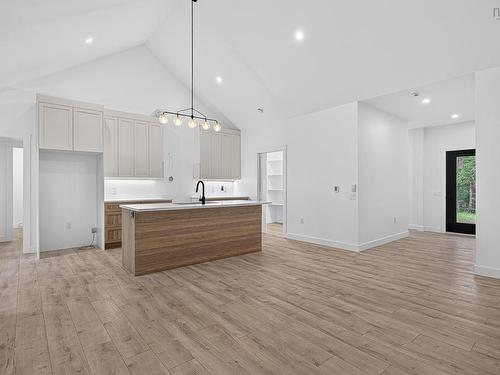 524 & 526 Perrin Drive, Fall River, NS 