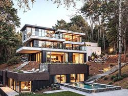 5914 Chain Rock Drive  Halifax, NS B3H 3Y6