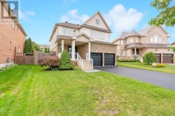 24 PEPIN COURT  Barrie, ON L4M 7J4