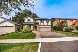 347 KAREN PARK CRESCENT  Mississauga, ON L5A 3C8