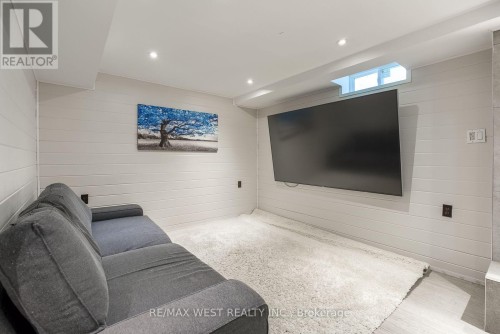 347 Karen Park Crescent, Mississauga, ON 