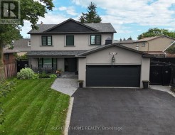 1916 PAGEHURST COURT  Mississauga, ON L4X 1Y7