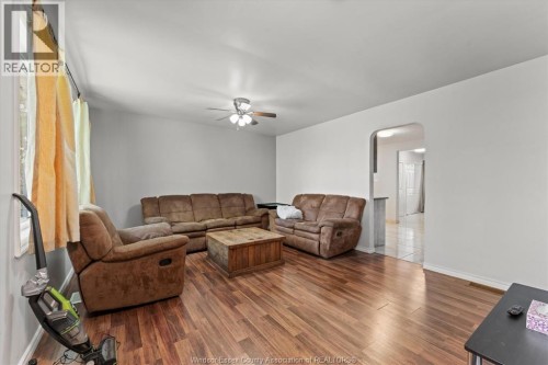 3555 County Rd 42, Windsor, ON 