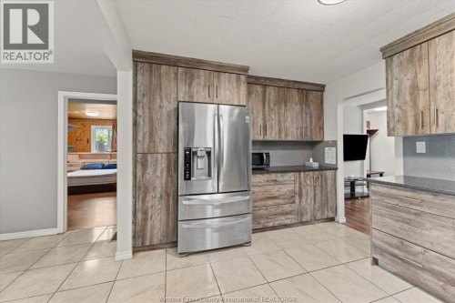 3555 County Rd 42, Windsor, ON 