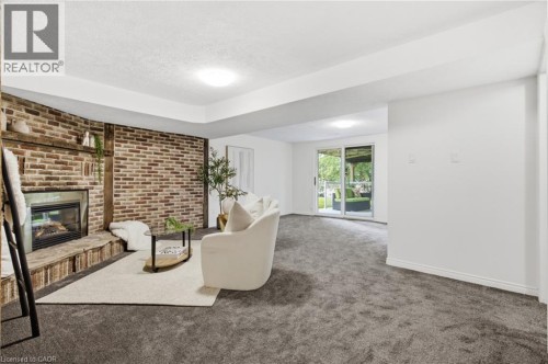 22 Ripley Crescent, Kitchener, ON 