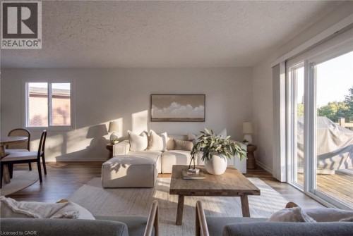 22 Ripley Crescent, Kitchener, ON 