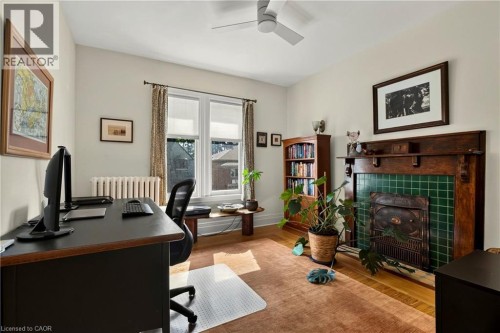 24 Fairleigh Crescent, Hamilton, ON 