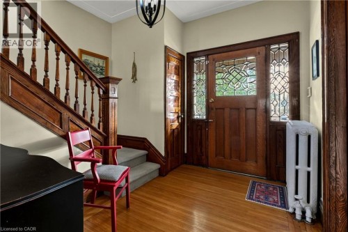 24 Fairleigh Crescent, Hamilton, ON 