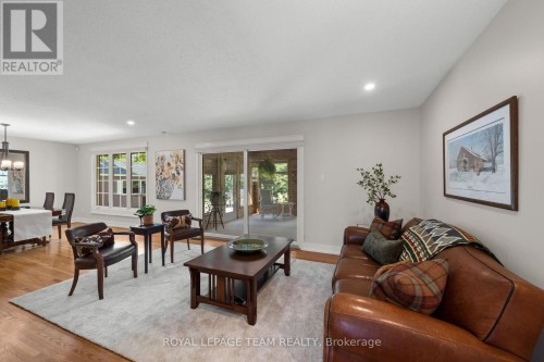 1279 Fairway Drive, Ottawa, ON 
