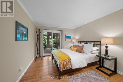 1279 Fairway Drive, Ottawa, ON 