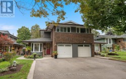 4045 TAFFEY CRESCENT  Mississauga, ON L5L 2A6