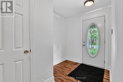 2206 Hillary Avenue, Ottawa, ON 