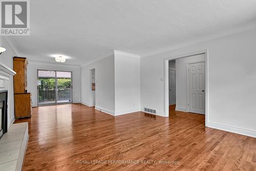 2206 Hillary Avenue, Ottawa, ON 