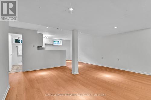 2206 Hillary Avenue, Ottawa, ON 