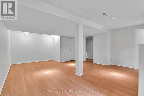 2206 Hillary Avenue, Ottawa, ON 