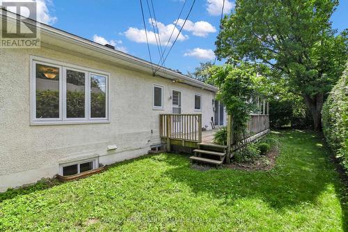 2206 Hillary Avenue, Ottawa, ON 