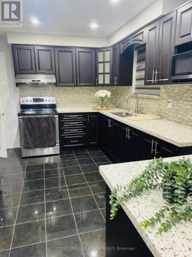 7073 Magic Court, Mississauga, ON 